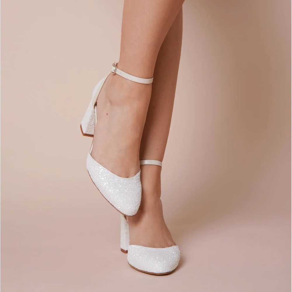 BNIB Charlotte Mills Jazzy Heel
